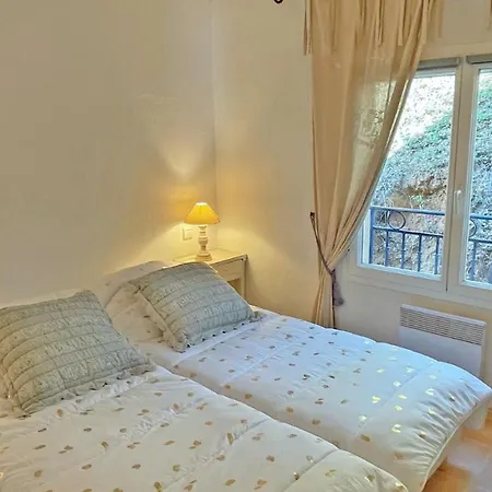 Grand Cap Apartment *
